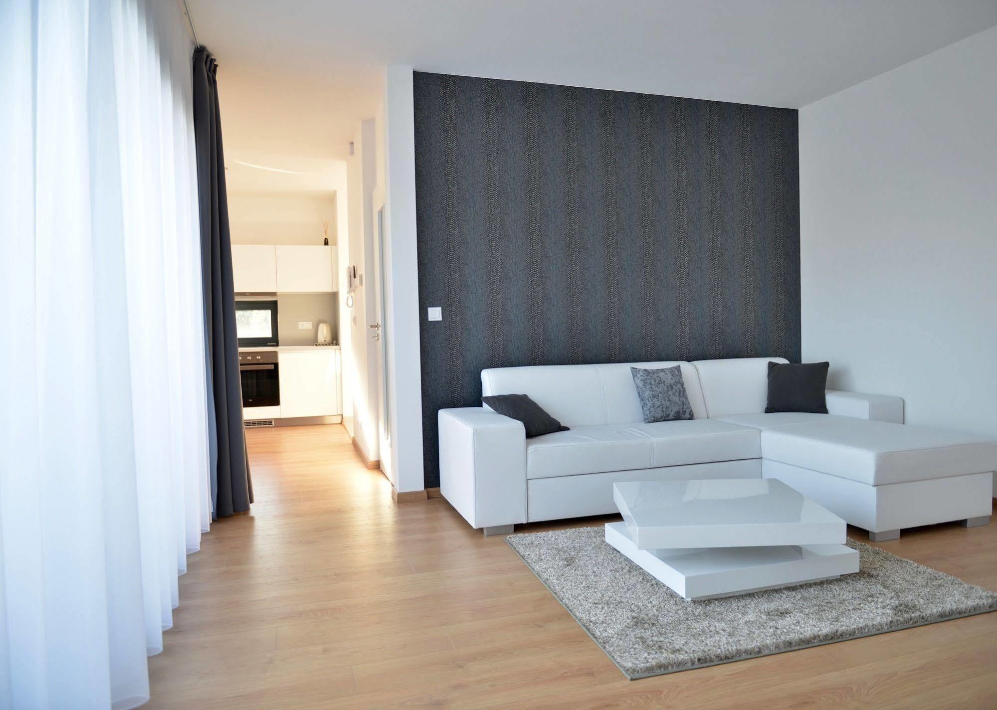 Apartmany Eden - Rezidence ลูฮาโชวิตเซอ ภายนอก รูปภาพ