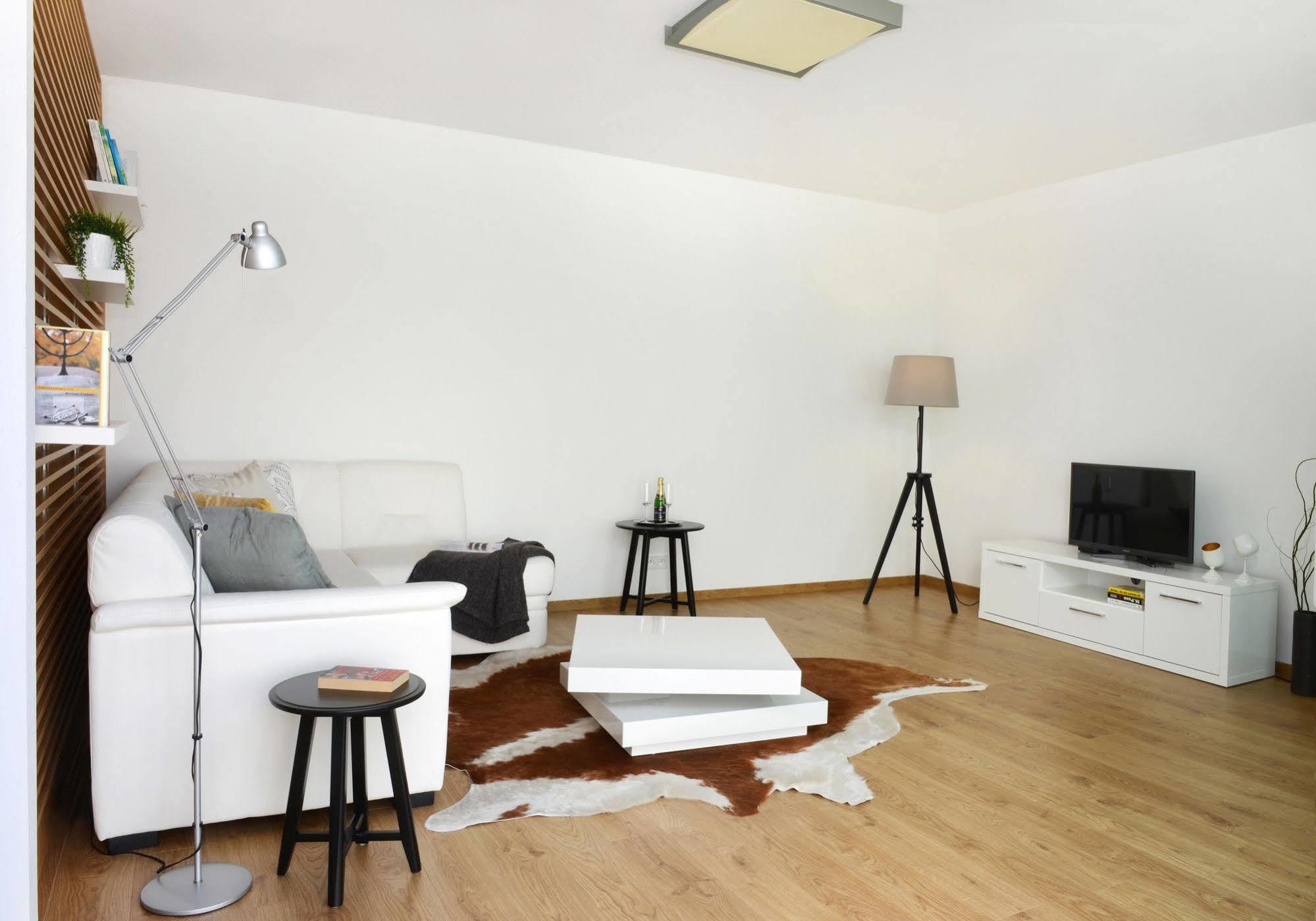 Apartmany Eden - Rezidence ลูฮาโชวิตเซอ ภายนอก รูปภาพ