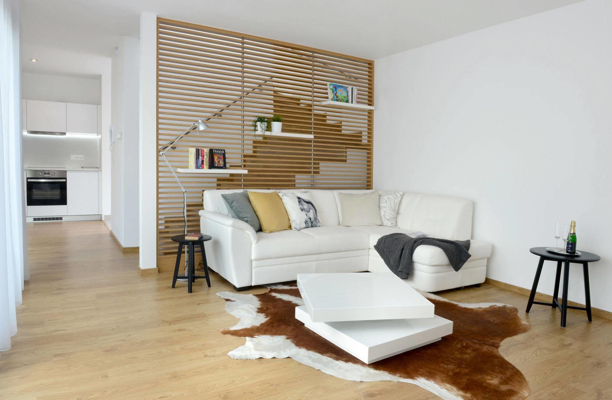 Apartmany Eden - Rezidence ลูฮาโชวิตเซอ ภายนอก รูปภาพ
